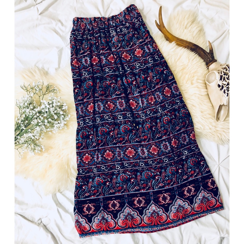 Maxi skirt